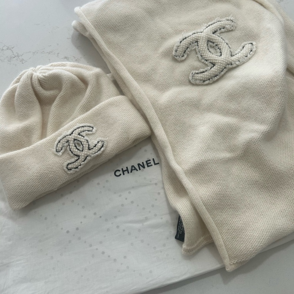 CHANEL Cream Hat and Scarf Set
